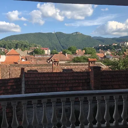 White House Homestay Brasov